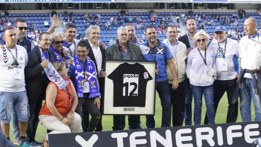 La Federación de Peñas del CD Tenerife SAD ya tiene su reconocimiento como mejor afición de LaLiga 123 esta temporada