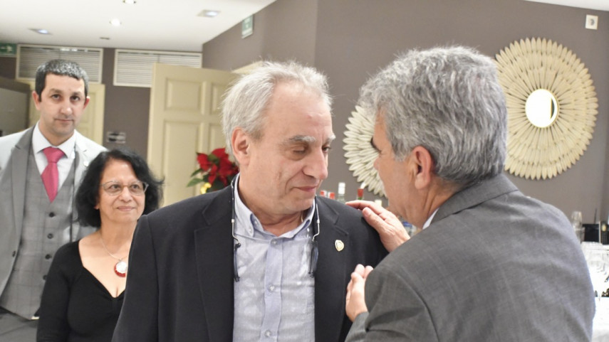La FMP impuso el escudo de oro a Juan Carlos Pérez Frías y premió a la Peña Los Lunes